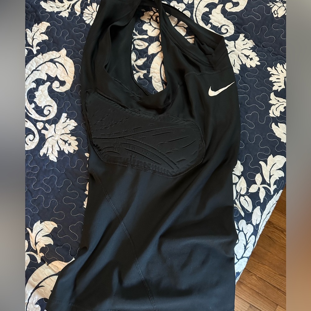 Nike Pro Hyperstrong tank